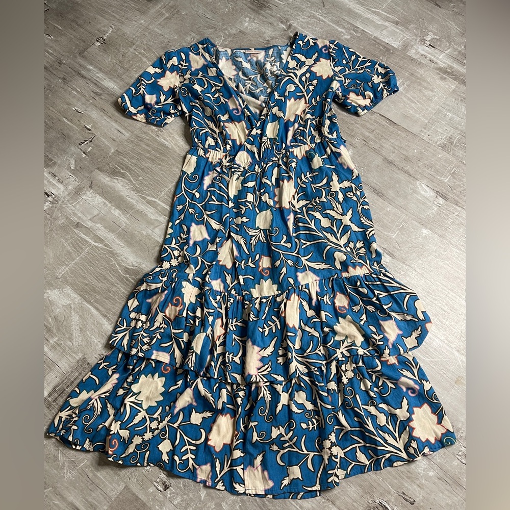 Knox rose maxi dress blue floral size large flowy EUC